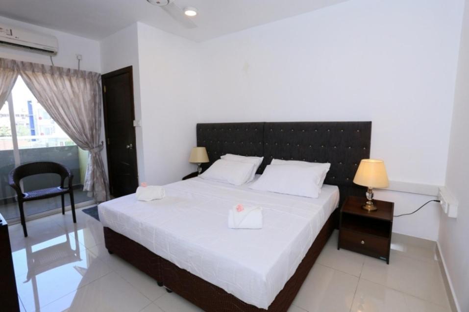 5 @ Rodney Place Bed and Breakfast Colombo Exterior foto